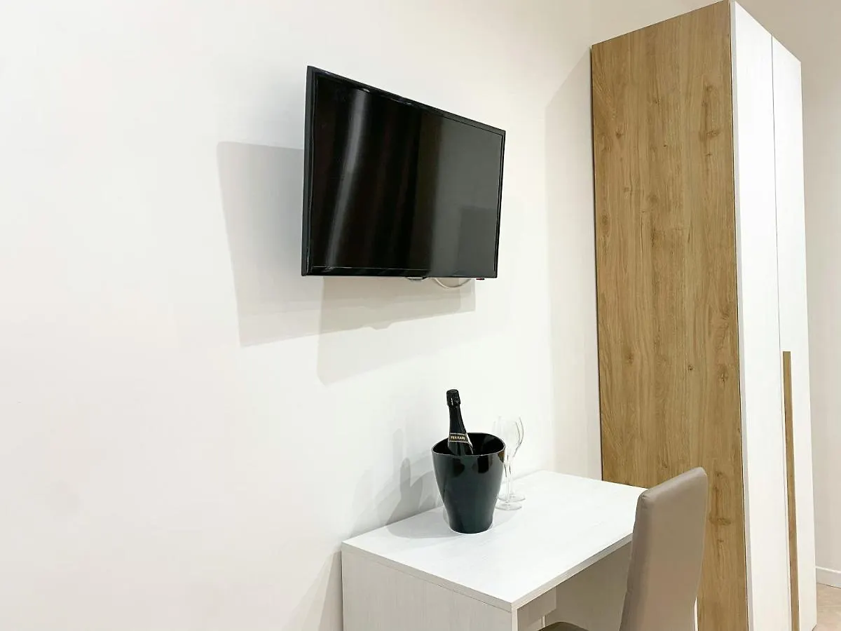 Domus Pisanelli Hotel Naples Guest house