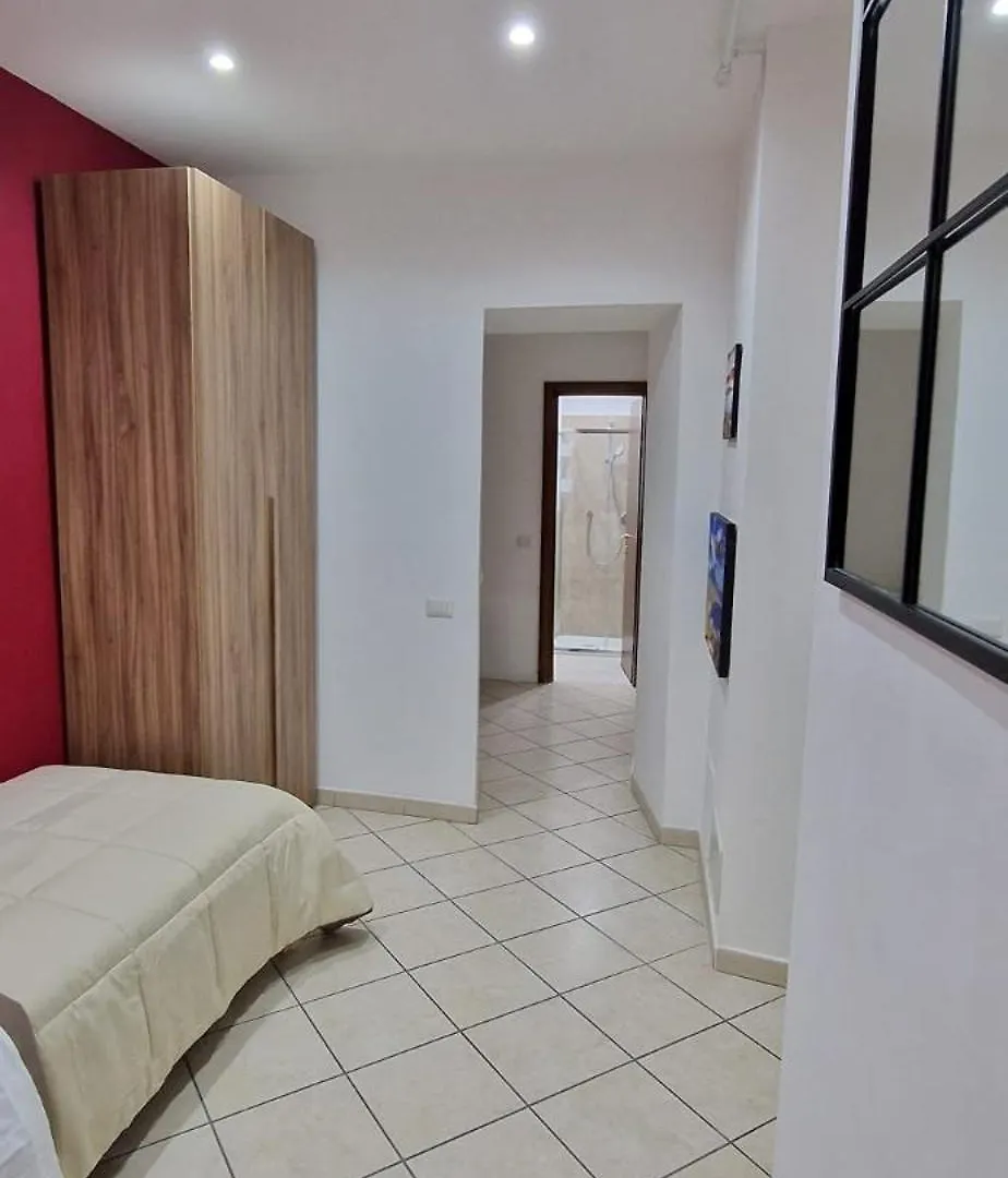 Domus Pisanelli Hotel Naples 0*,