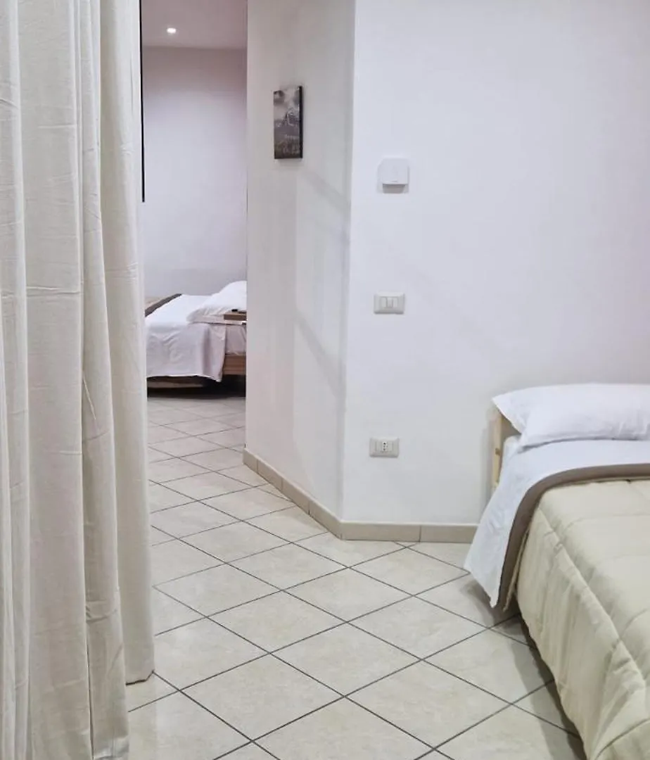 Guest house Domus Pisanelli Hotel Naples Italy